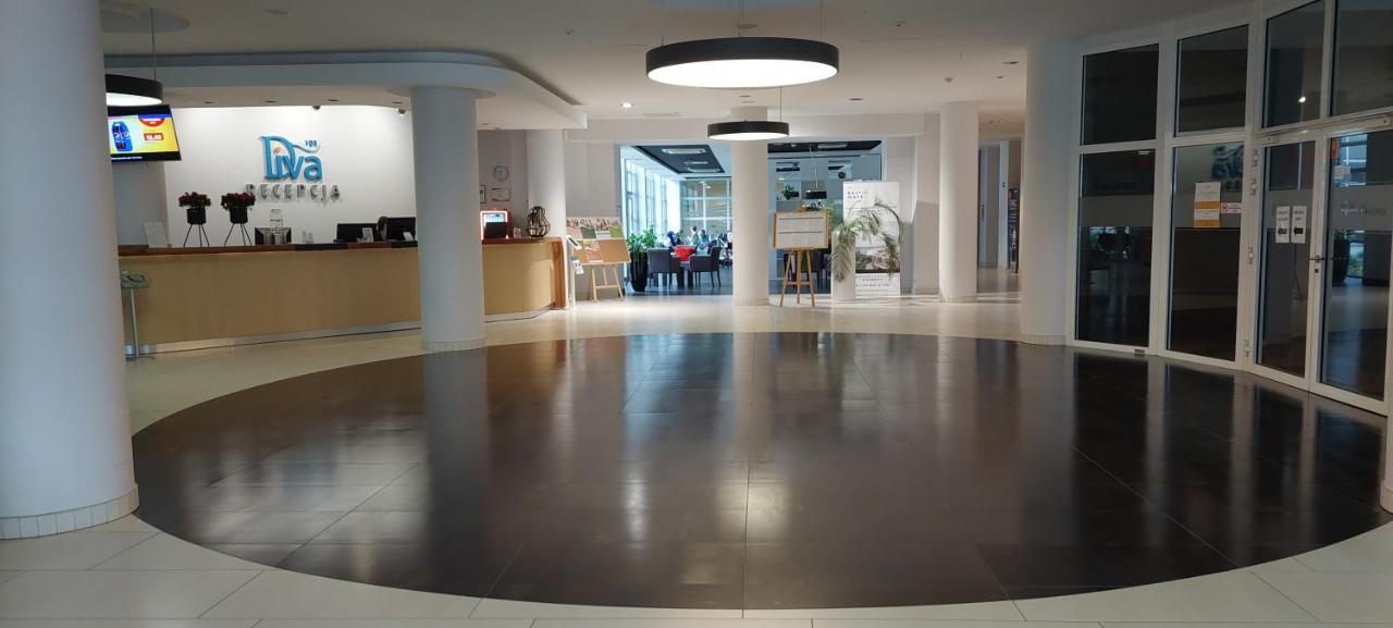 Apartament 2 Pokojowy Prywatny Z Aneksem Kuchennym W Hotelu Diva โควอบเซก ภายนอก รูปภาพ